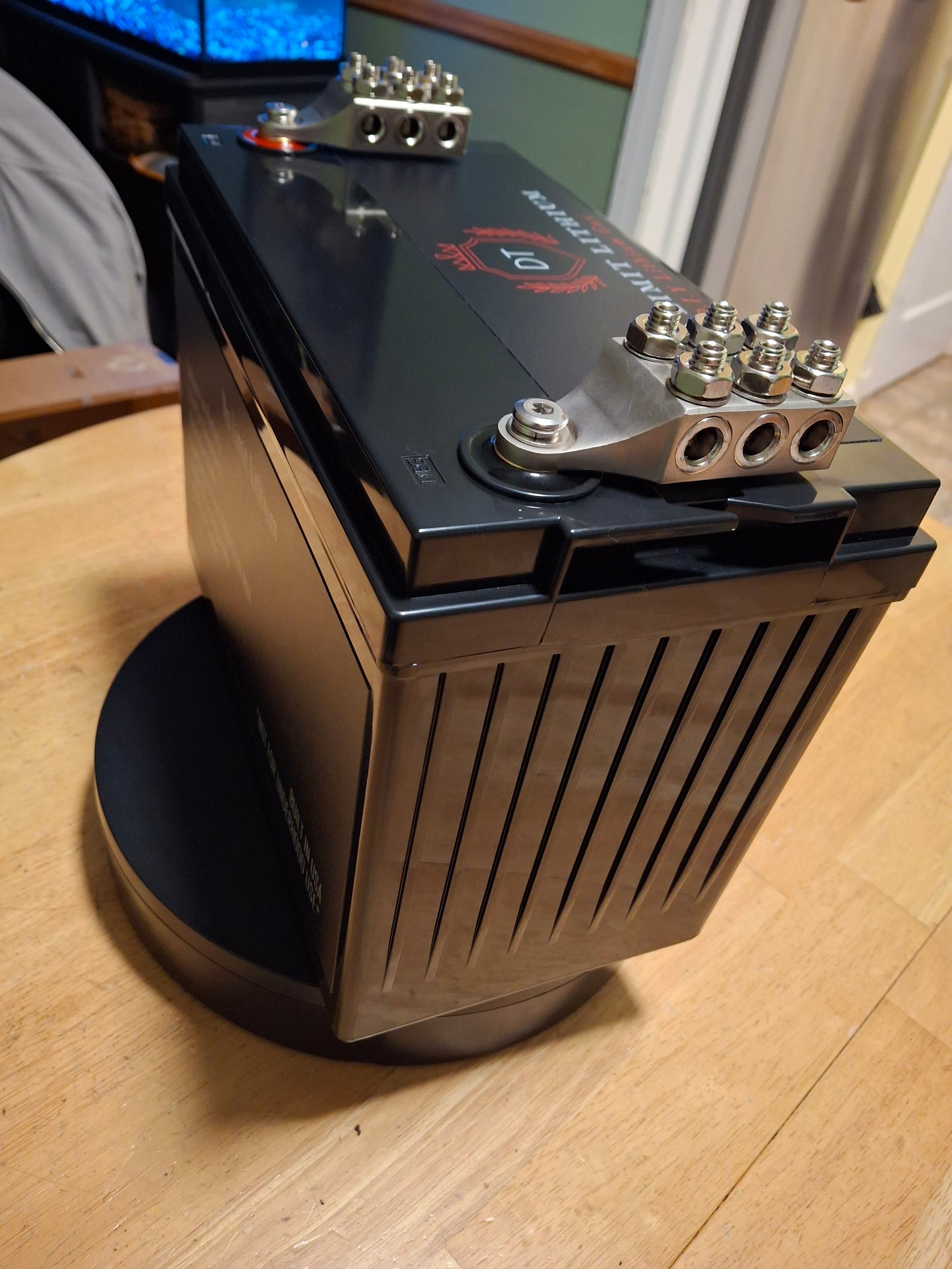 V1 10000...$800...SAME DAY SHIPPING..Charger Included